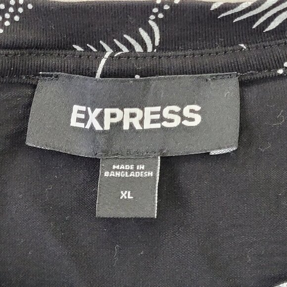 Express mens black with white print crewneck tee shirt size XL - Picture 7 of 9